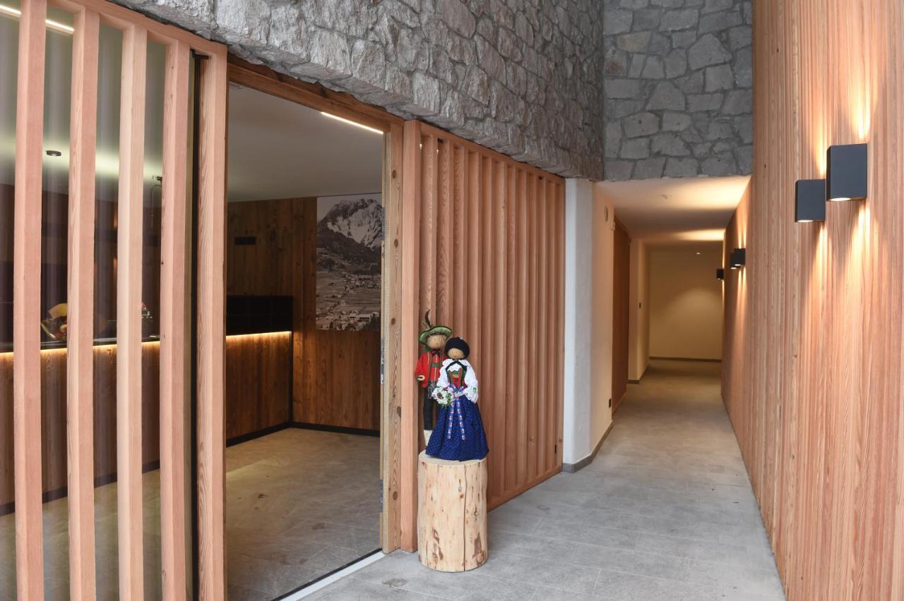 Les Ciases Chalets Dolomites San Vigilio Di Marebbe Exterior foto